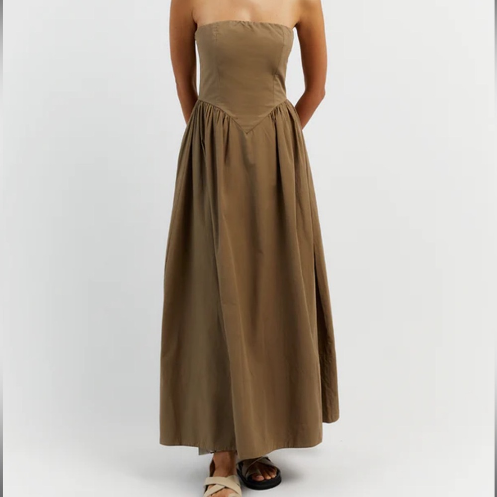 Dissh hyland strapless dress in coffee sz 4
